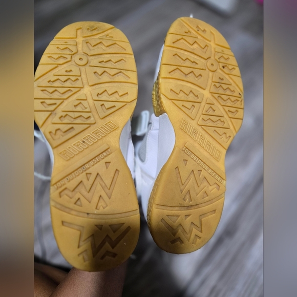 Nike Air Raid Shoes White Gum Retro DJ5974-100 Mens Size 9 - Picture 15 of 16